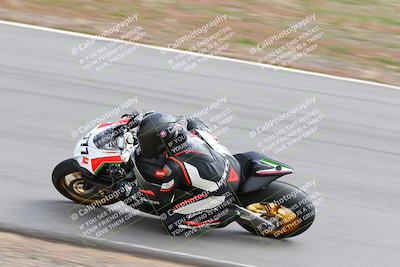 media/Mar-05-2023-TrackXperience (Sun) [[a95d40e56a]]/Group 3/session 2 turn 4/